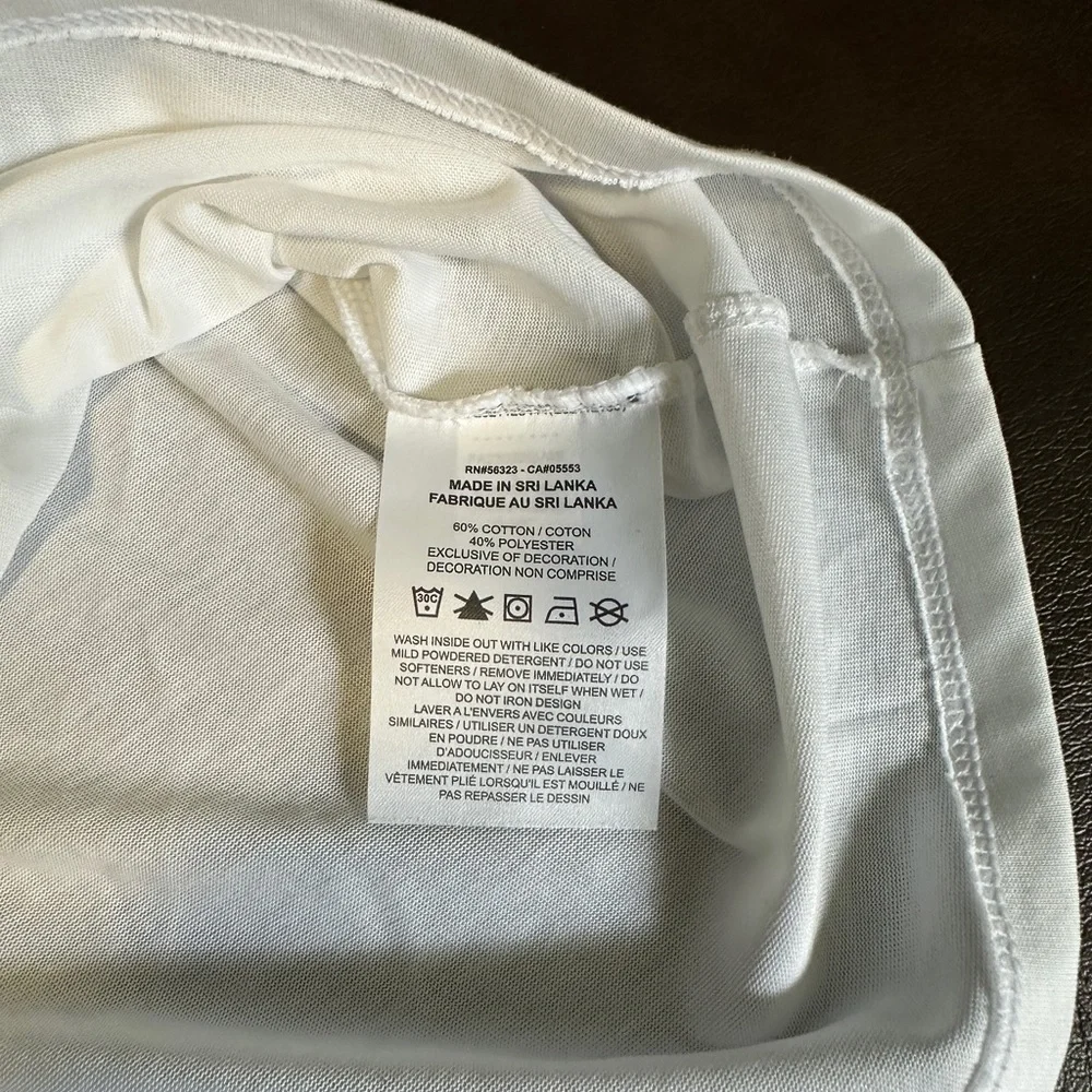 Nike White and Blue Long Sleeve Tee with Bold Print - Picture 4 of 6